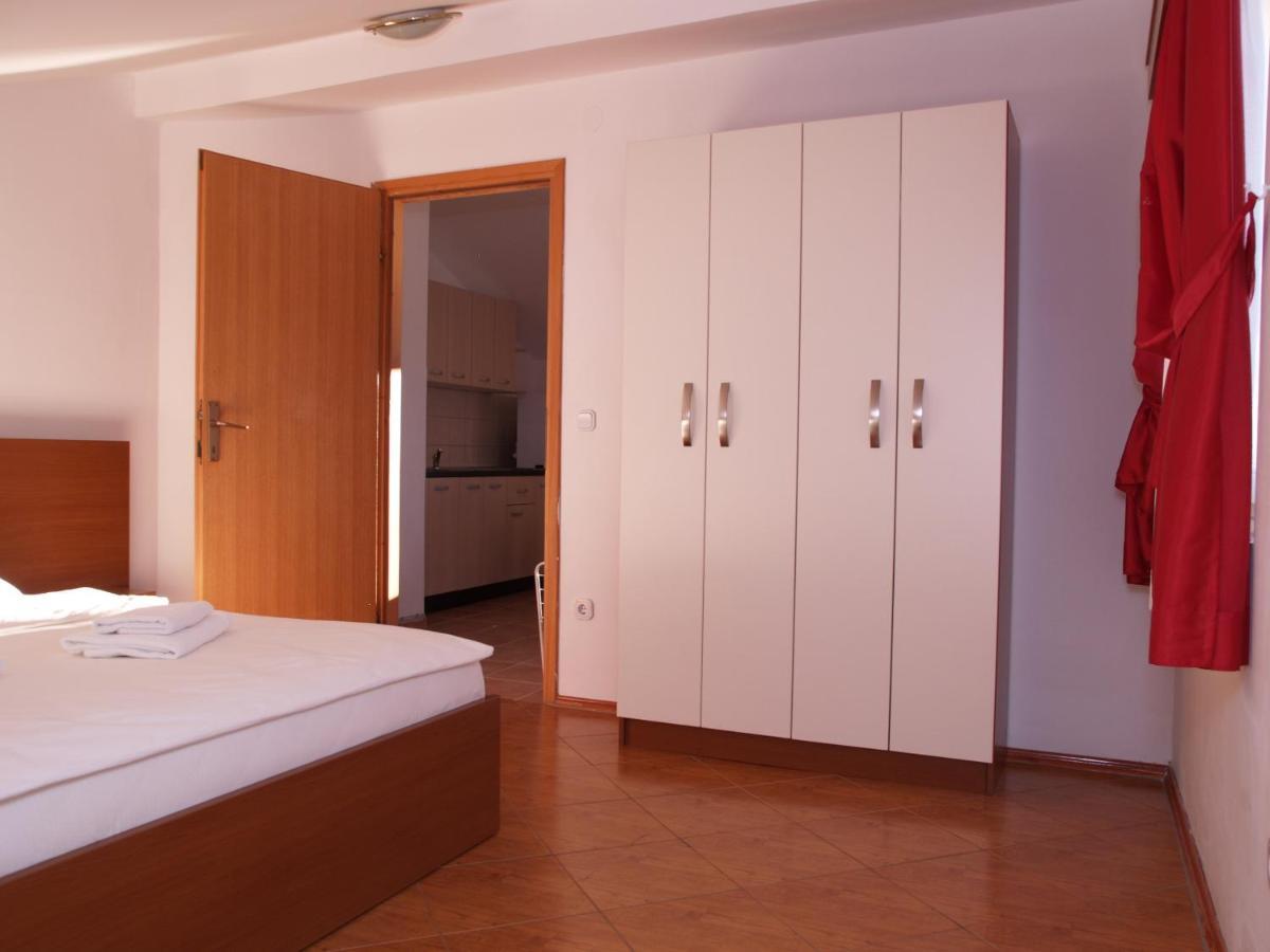 פג Apartmani "Jadran" מראה חיצוני תמונה