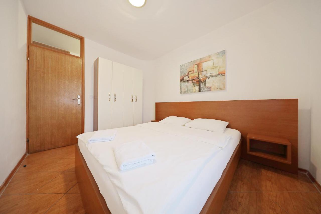 פג Apartmani "Jadran" מראה חיצוני תמונה