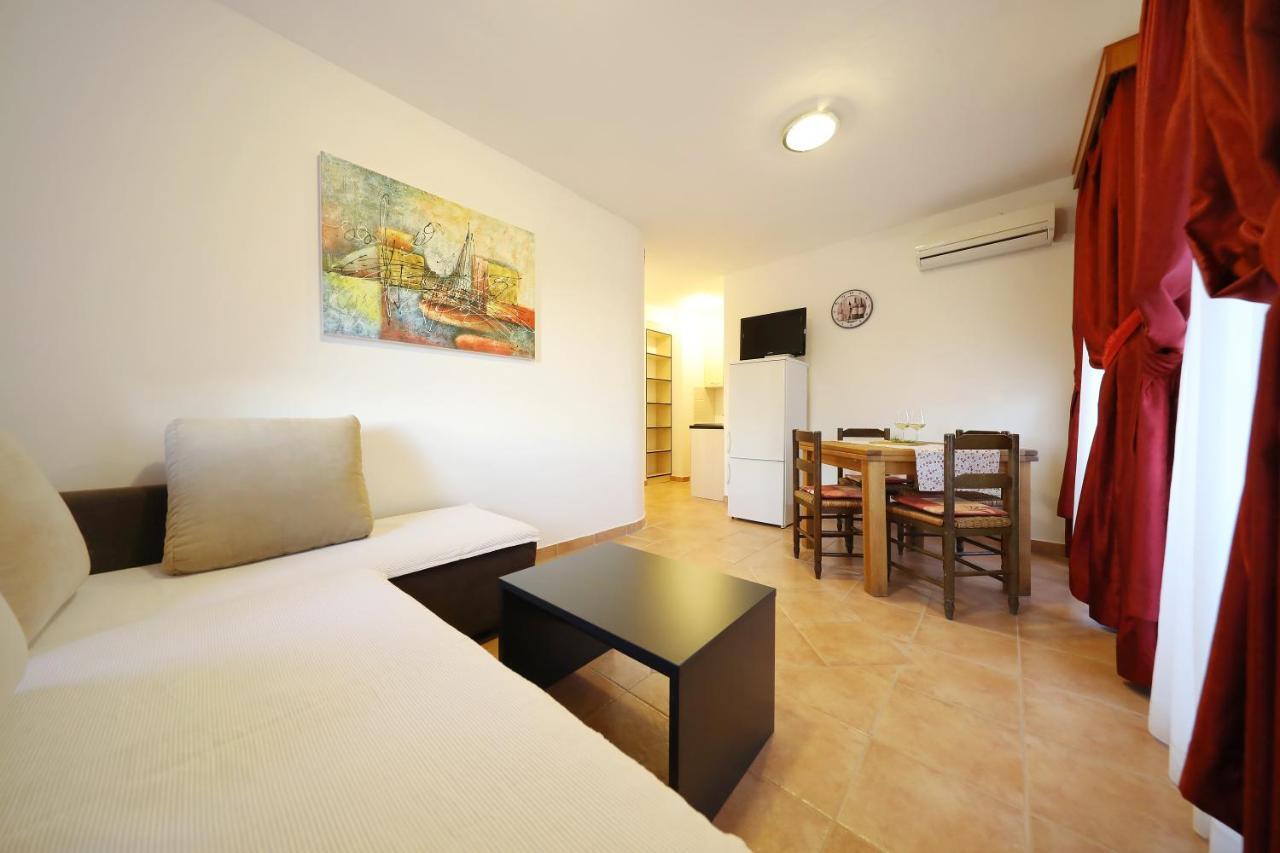 פג Apartmani "Jadran" מראה חיצוני תמונה