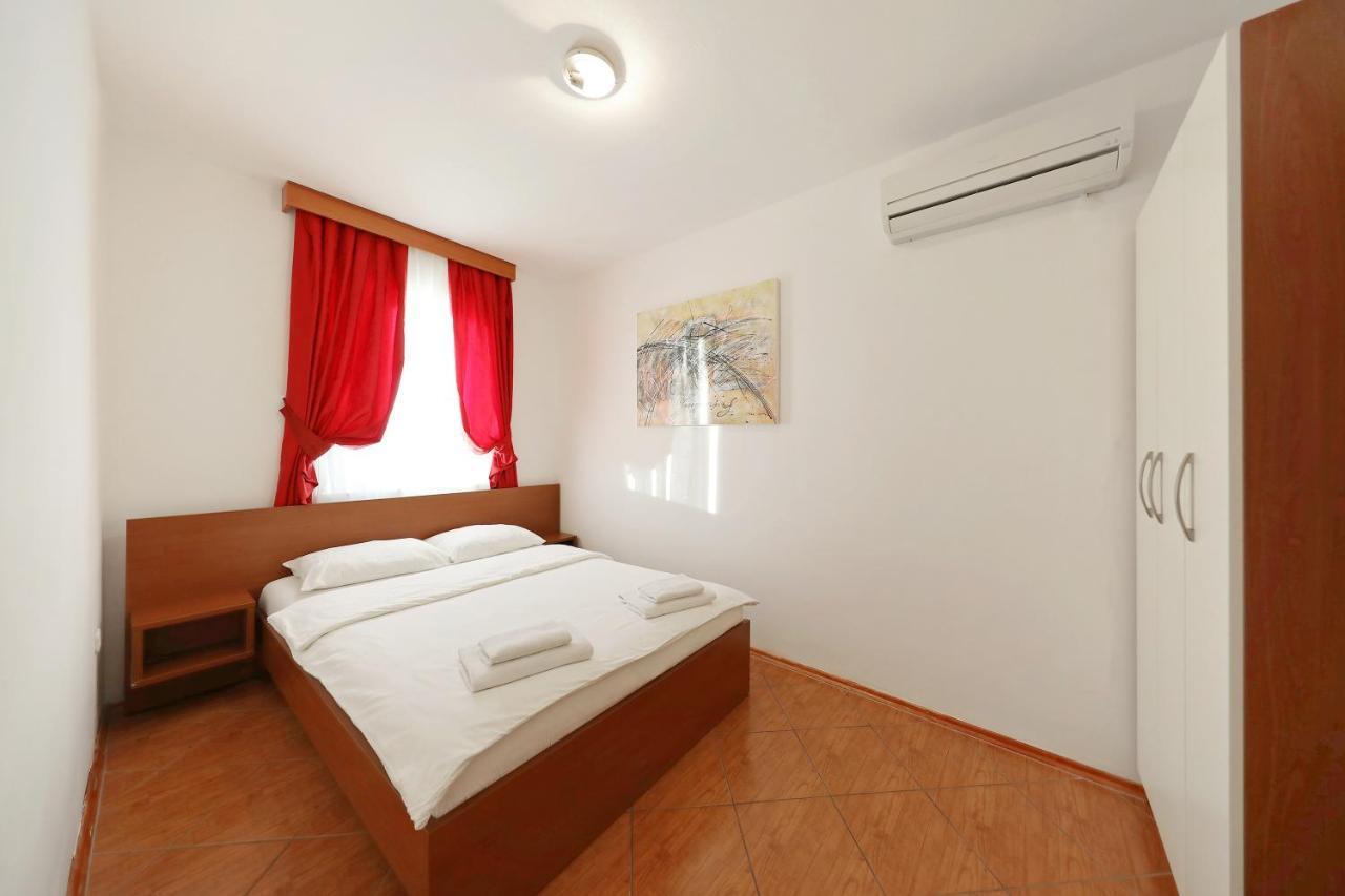 פג Apartmani "Jadran" מראה חיצוני תמונה