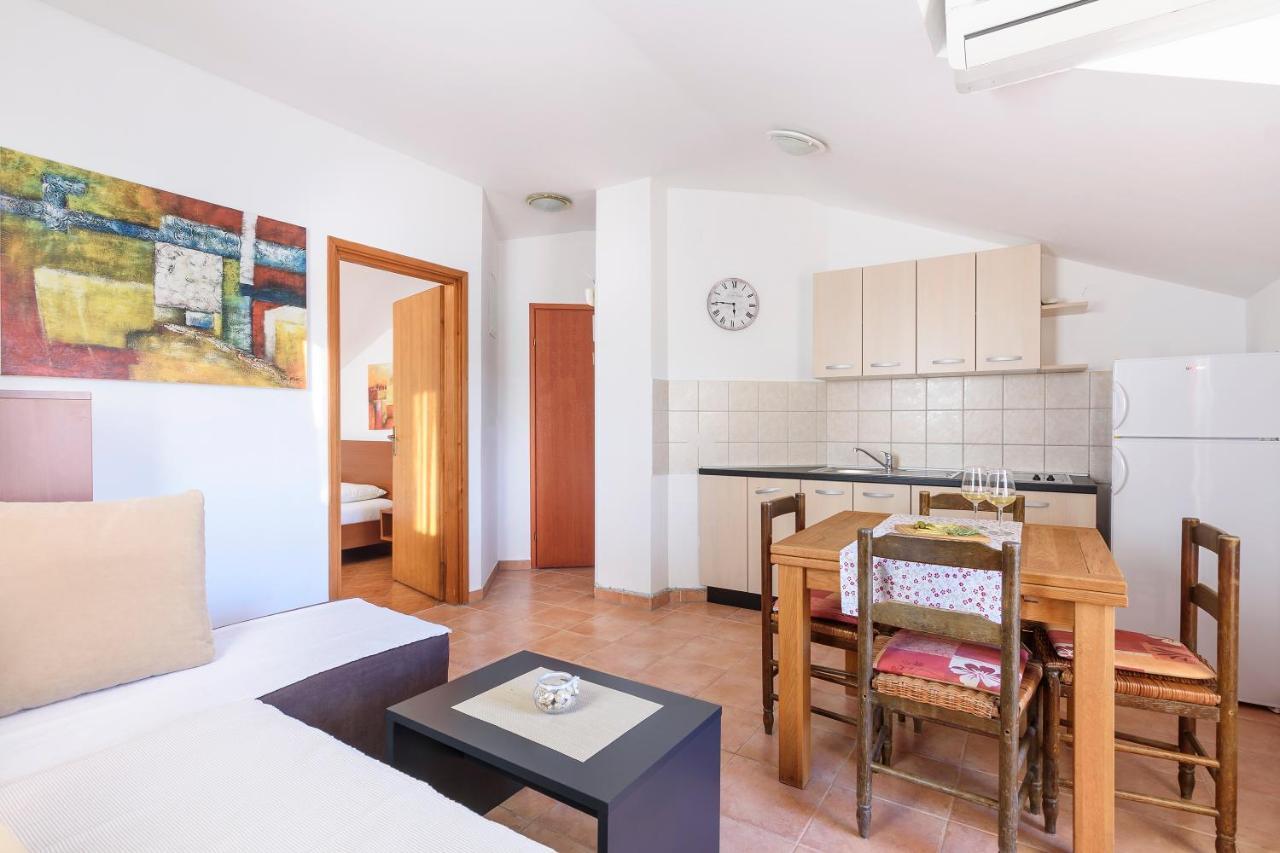 פג Apartmani "Jadran" מראה חיצוני תמונה
